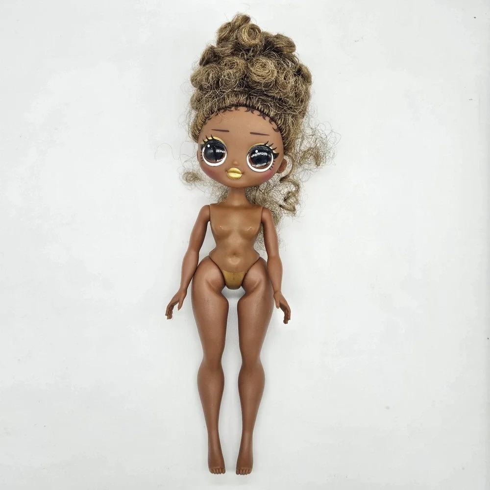 LOL Surprise OMG Royal Bee Series 1 Fashion Doll 9